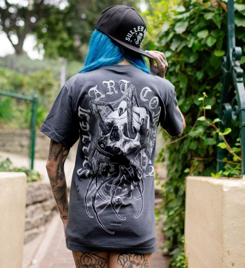 INFESTED PREMIUM TEE